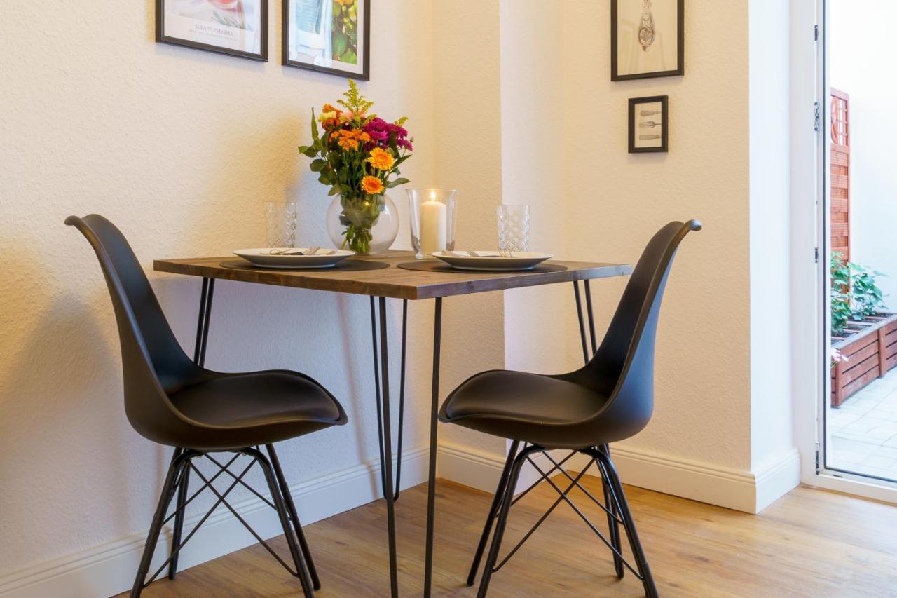 Suite Fuer 4 Mit Terrasse Im Herzen Der Innenstadt Schwerin  Kültér fotó