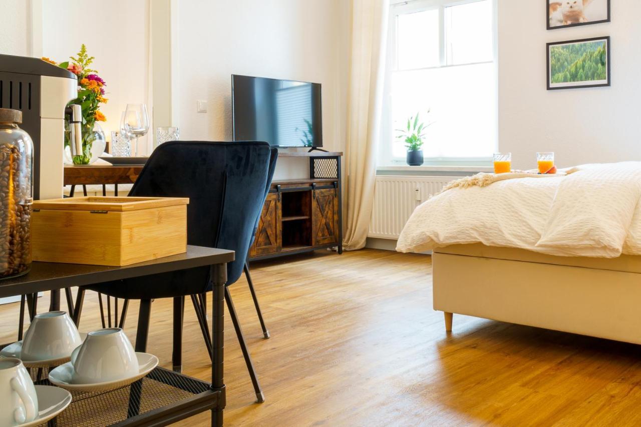 Suite Fuer 4 Mit Terrasse Im Herzen Der Innenstadt Schwerin  Kültér fotó